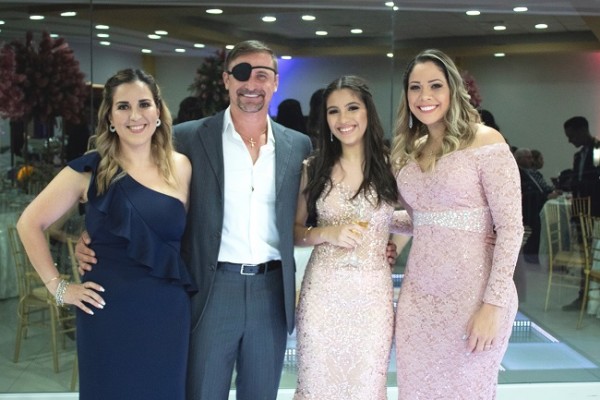 Alexandra Suazo Fernández, Paul Gileny, Daniel Marie Kattán Suazo y Cesia Erazo