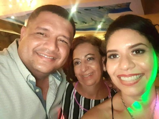 Cristian Molina, Margarita Kawas y Betty Maradiaga