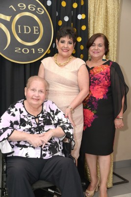 Evelyn Yuja, Jessie Caraccioli y María Eugenia Paz.