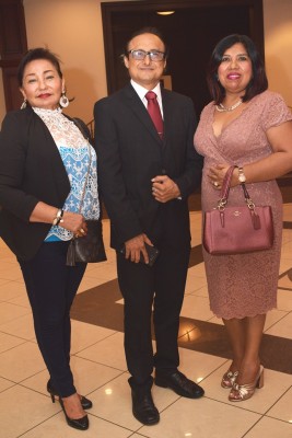 Gabriela Mejía, Damario Reyes y Sheila García.