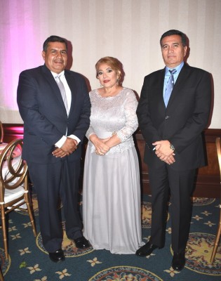 Jose Meza, Rita de Meza y Felix Pacheco