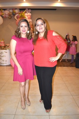 Lesly Borjas y Ligia Pascua