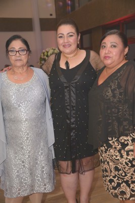 María Isabel Quintanilla, Isa Rodríguez y Reina Rodríguez.