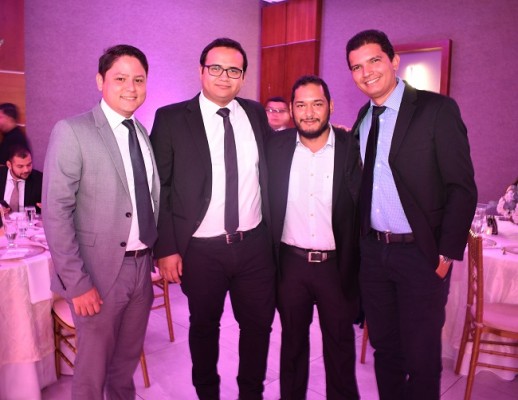 Ricardo Rovelo, Allan Ramos, Carlos Lagos y Juan Zepeda