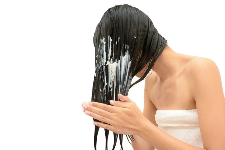 ¡Haz tu propia crema de peinar en casa con ingredientes naturales!