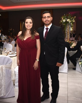 Antonella Escobar y Yasser Yuja