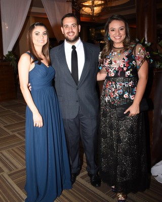 Cinthia Panayotti, Jorge Hilsaca y Valeria Kawas