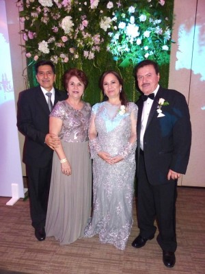 Clemente Flores, Aura Flores, Diana Verdial y Gustavo Mejía