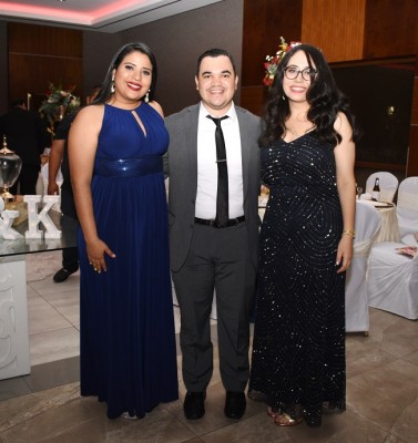 Elizabeth Pastrana, Miguel Bardales y Valeria Acosta