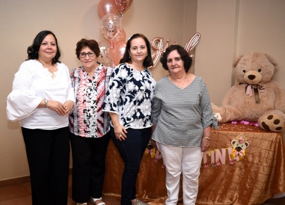 Elsa de Pinto, Amparo Zaldívar, Hindra de Iglesias y Bertha Zaldívar