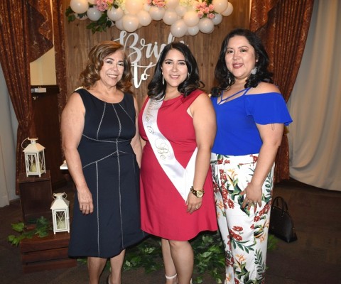 Ilsa de Oyuela, Lorraine Johanna Oyuela e Ingrid de Silva