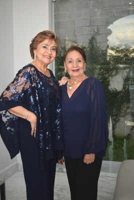 Imelda de Robelo y Gilda de Enamorado.