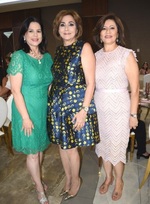 Judith de Vega, Nancy de Handal y Magda de Hernández