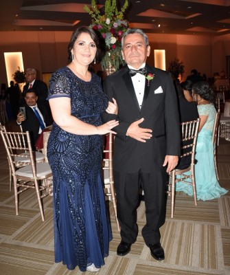 Los padres de la novia, Vilma Gloria Zuniga y Marlon Adalberto López