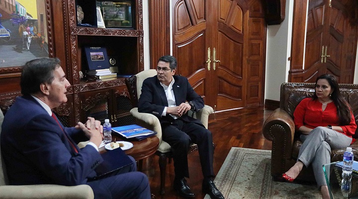 OPS ofrece respaldo al Gobierno en la lucha contra el dengue