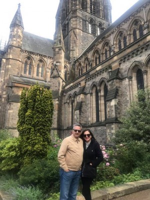Roberto y Denia Flores Gomez disfrutando de vacaciones en Edimburgo