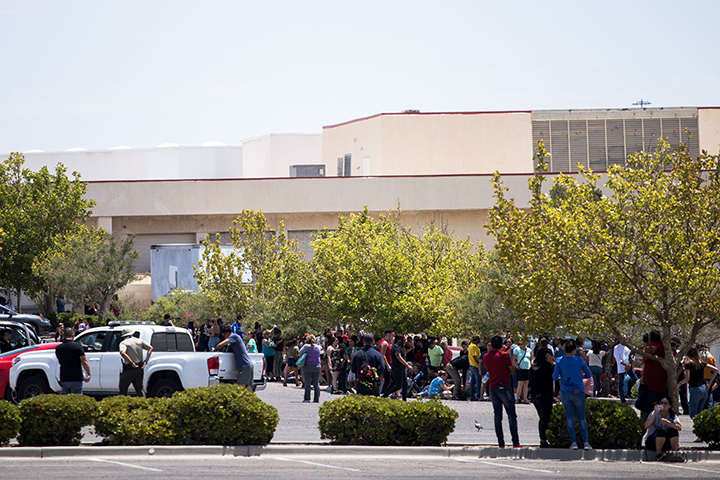 Tiroteo en un centro comercial de El Paso, Texas deja al menos 20 muertos y 26 heridos