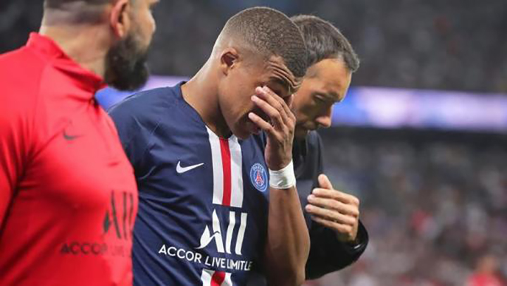 Confirman que Mbappé estará un mes de baja y Cavani «tres semanas» por lesión