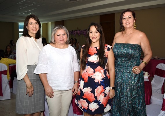 Arabella Membreño, Wendy Hall, María Lucía Irías y Lesly Padilla