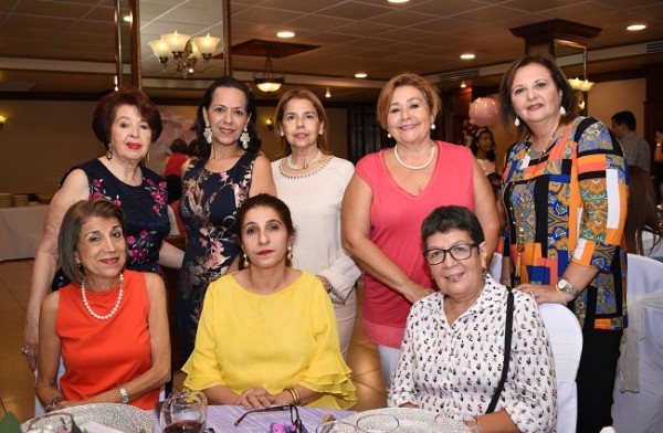 Bertha López, Lorette Kawas, Bárbara Salas, Rosy Méndez, Ana Leyla Sikaffy, Georgette Andonie, Lima Zgheibra y Marlyn de Rivera