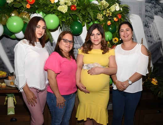 Brenda Maldonado, Maribel Rosales, Norma Lizzeth Rodríguez y Gladys Portillo