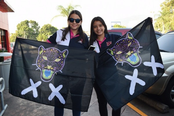 Camila Rodezno y Gracia Amaya