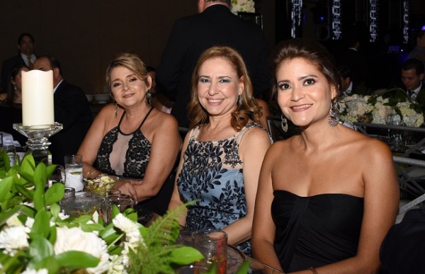 Corina Díaz de Boesch, Lisa Fiszman y Rosana Steiner