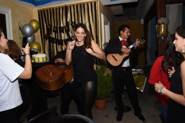 Andrea disfrutó al 100 de su fiesta de cumpleaños