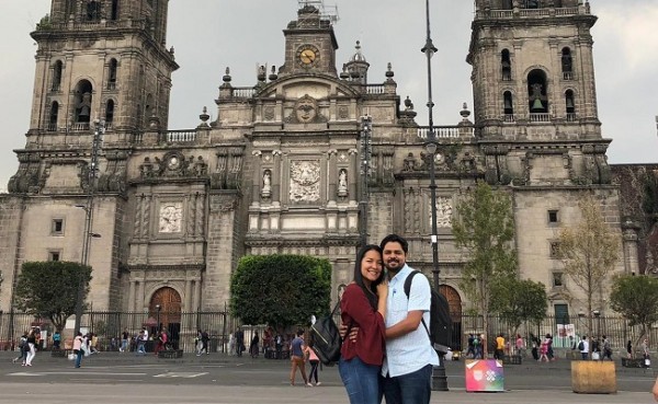 Dennis Chavarría y Claudia Suazo en su inolvidable luna de miel en México