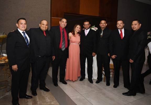 Elvin Chinchilla, Josué Varela, Edgardo Becerra, Natalia e Iván Martínez, Javier Euceda, Óscar Hernández y Saúl Hernández