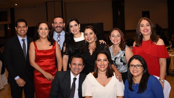 Felices el equipo de Cargill en la gala de entrega del Sello RSE