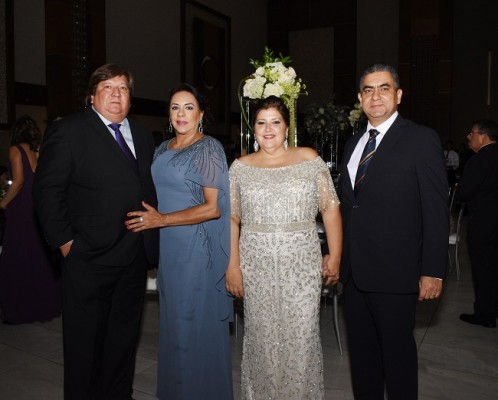 Gerardo y Diana Caraccioli con Mariela y Fidel Iyescas