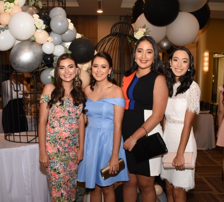 Jennifer Sabillón, Anna Mejía, Valeria Obregón y Laura Laínez