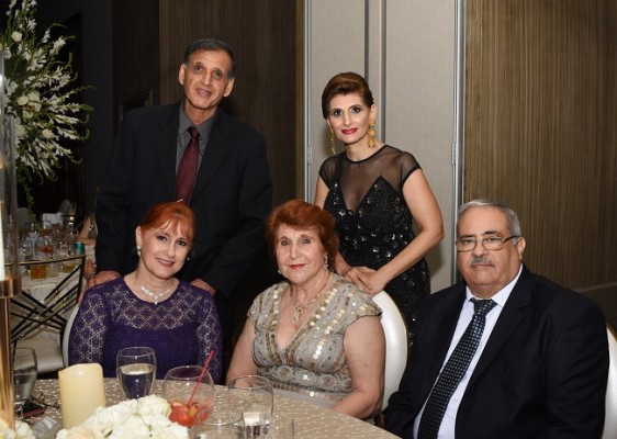 Jorge Handal, Alicia Sikaffy, Vera de Handal, Mery Mourra y Jawad Kury.