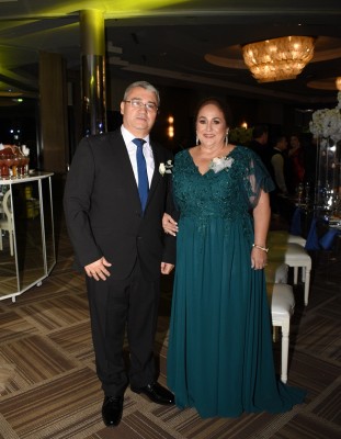Los padres de la novia, Carlos Rodolfo López Molina y Gloria López Robles