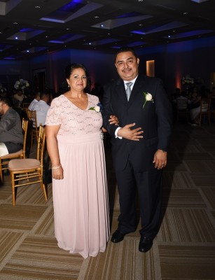 Los padres del novio, Nazaria Aguilera y Carlos Chavarría