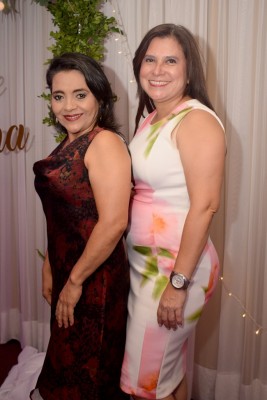 Maribel Maradiaga y Welda Morales.