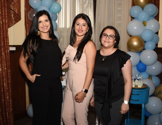 Nancy Paredes, Norely Espinoza y Kathy Zúniga