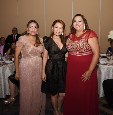 Sandra Tabora, Sayda Zerón y Jessica Valle