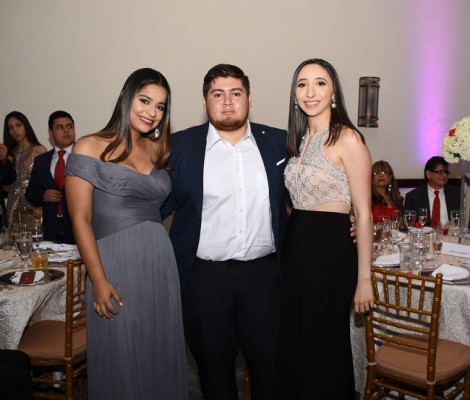 Sofía Ochoa, Jaime Colomer y Jackie Jarufe