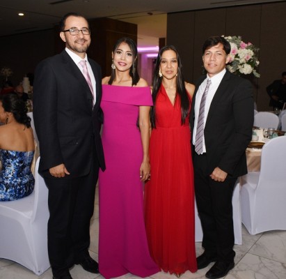 Andrés Rosa, Laura Pineda, Jessica Bueso y Carlos Flores