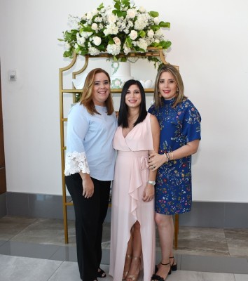 Belinda de Zelaya, Patricia Alejandra Zúniga y Alejandra de Hall