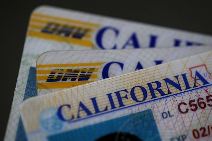 California prohíbe a ICE utilizar base de datos de licencias de conducir para indocumentados