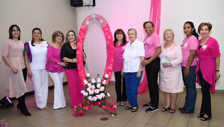 Aguas de San Pedro enciende la Flama Rosa en apoyo a la prevención del cáncer de mama