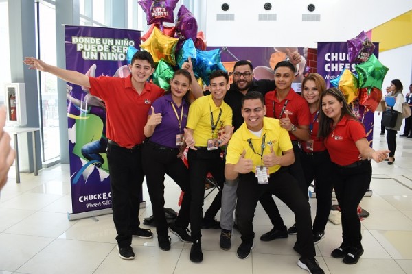 La diversión está próxima a llegar a Mega Mall con Chuck E. Cheese’s