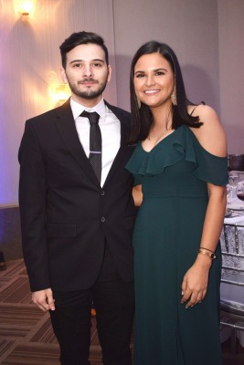 Daniel Zelaya y Elena Flores Gómez.