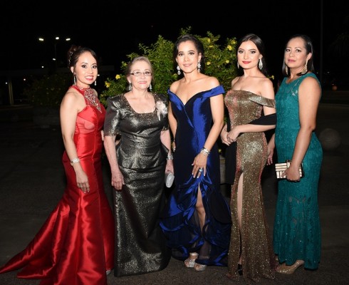 Dunia Duarte, Egrantina de Duarte, Gloria de Duarte, Glendy Duarte y Gicela de Duarte