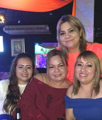 Entre amigas, Leslie Martinez, Osiris Carranza, Delmin Isaula y Francis