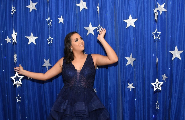 El debut de una brillante quinceañera en una noche bajo las estrellas