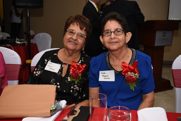 Las profesoras, Odilia de García y Abigail Jacobs